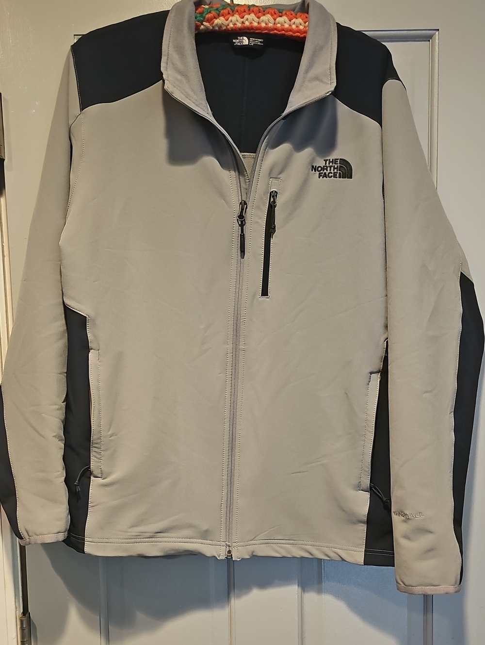 The North Face Men’s Light Gray Black Performance Jacket Size Large Lightweight